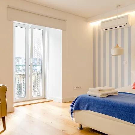 Loving Chiado Apartment Lisbon